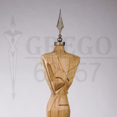 Wooden sculptured tree trunk of teak. Height 2.60 m. Gone up on a metal base</br> © RODRIGUE GREGO